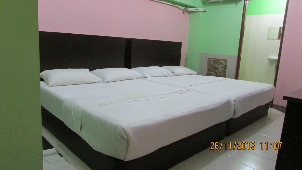 Hotel Pudu 88 @ China Town Kuala Lumpur Værelse billede